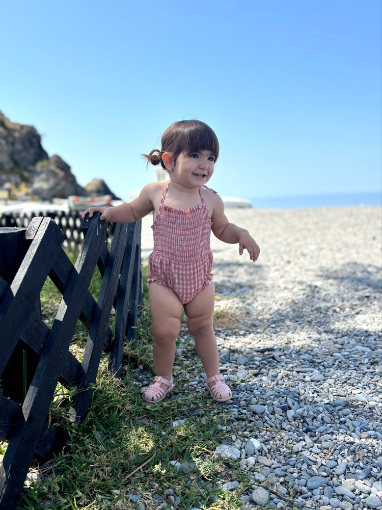 Bañador niña rosa