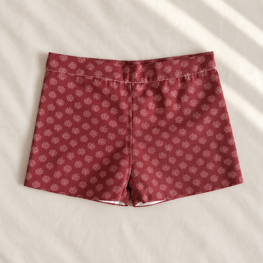 Pantalón corto burdeos estampado