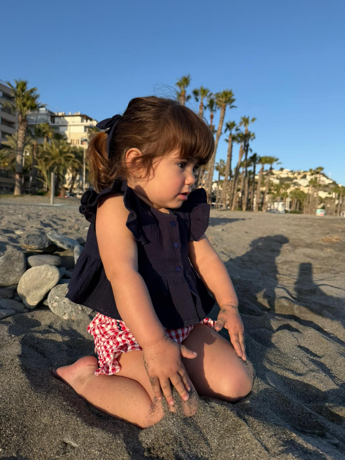 Camisa azul niña