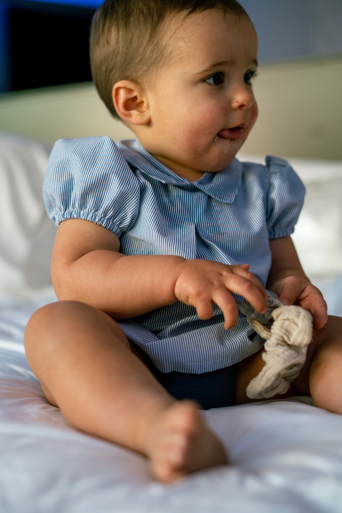 Camisa cuello bebé rayas