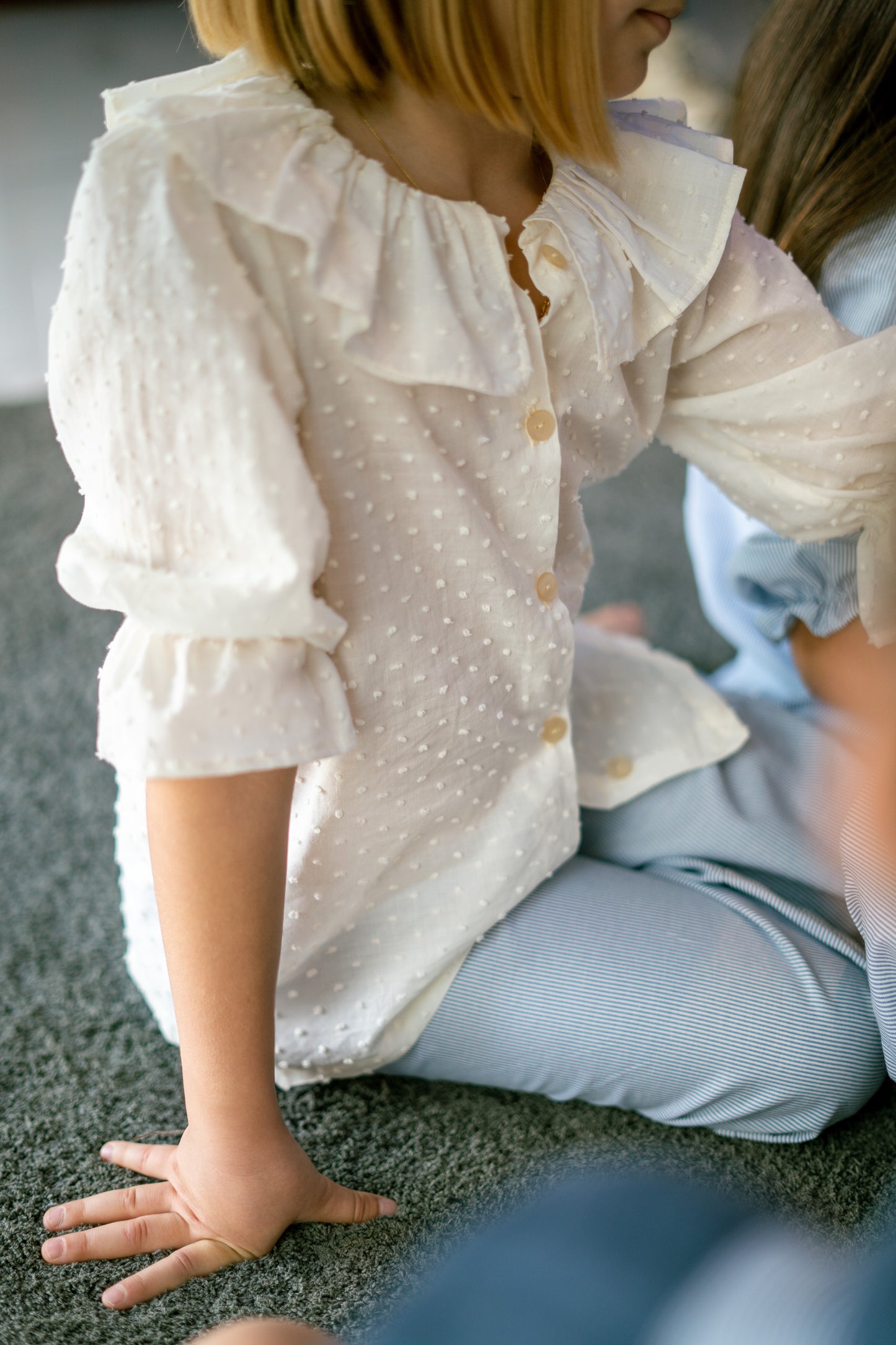 Pantalón recto rayas niña