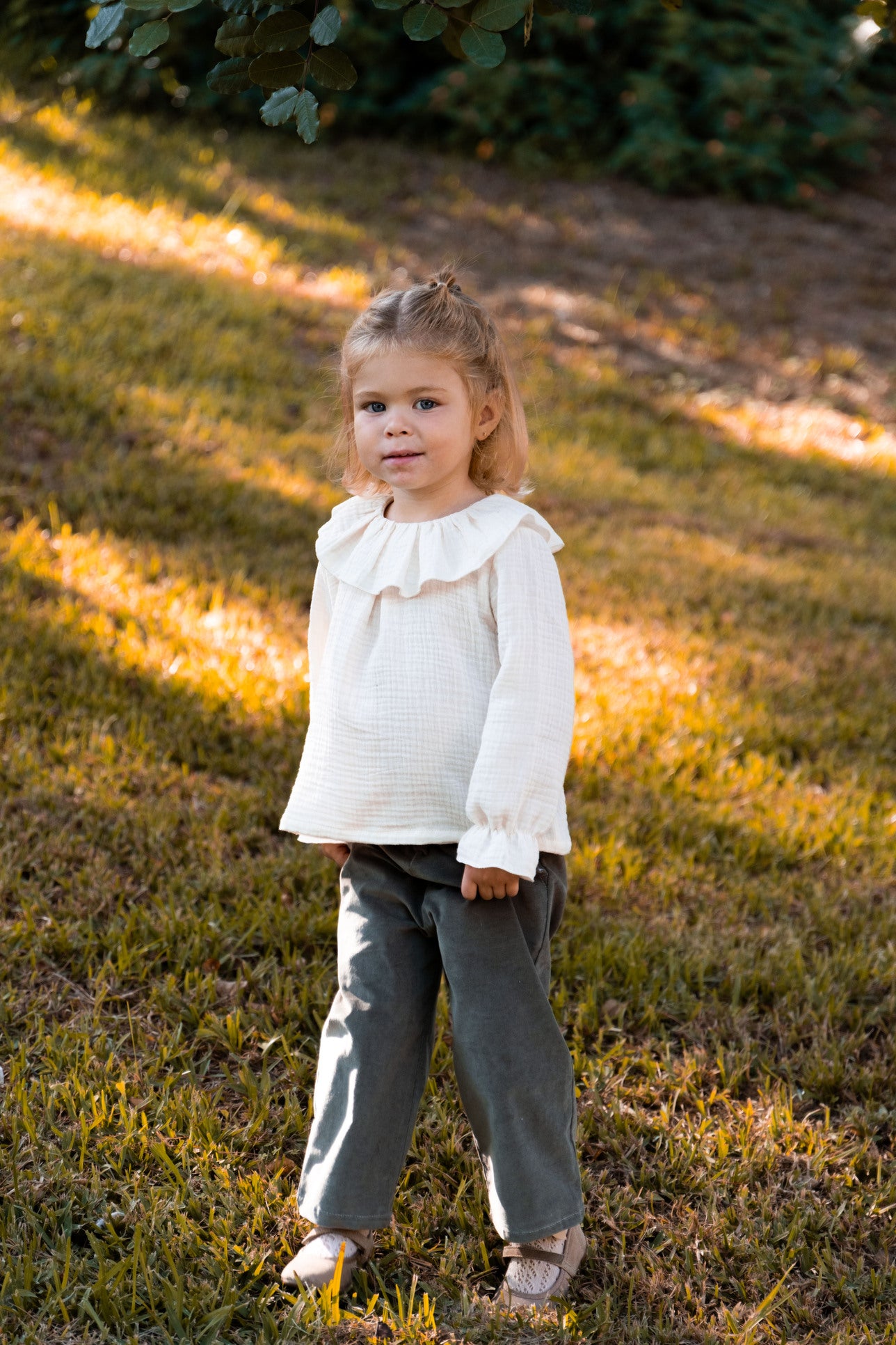 Pantalón largo unisex verde