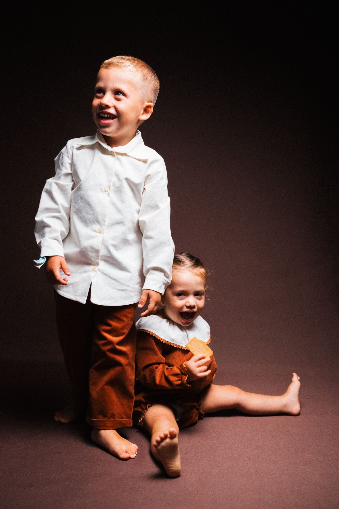 Pantalón unisex teja